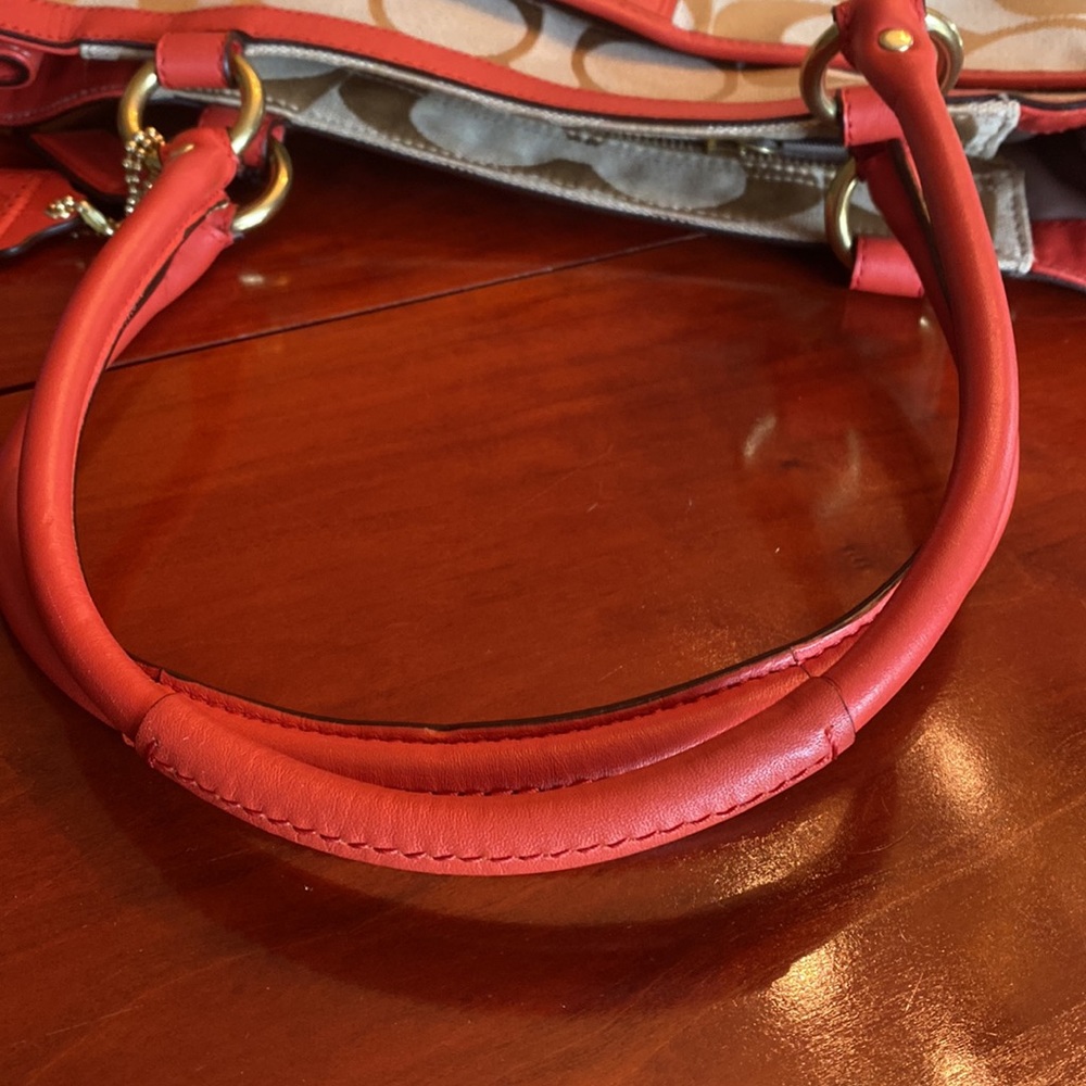 Coach Purse - Picture 12 of 12